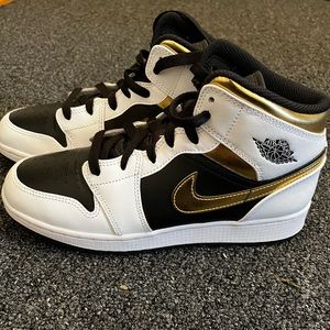 Lightly worn Air Jordan 1s